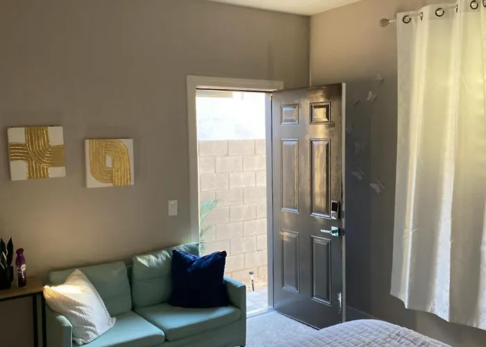 Deluxe King Prívate Habitación en casa particular Litchfield Park